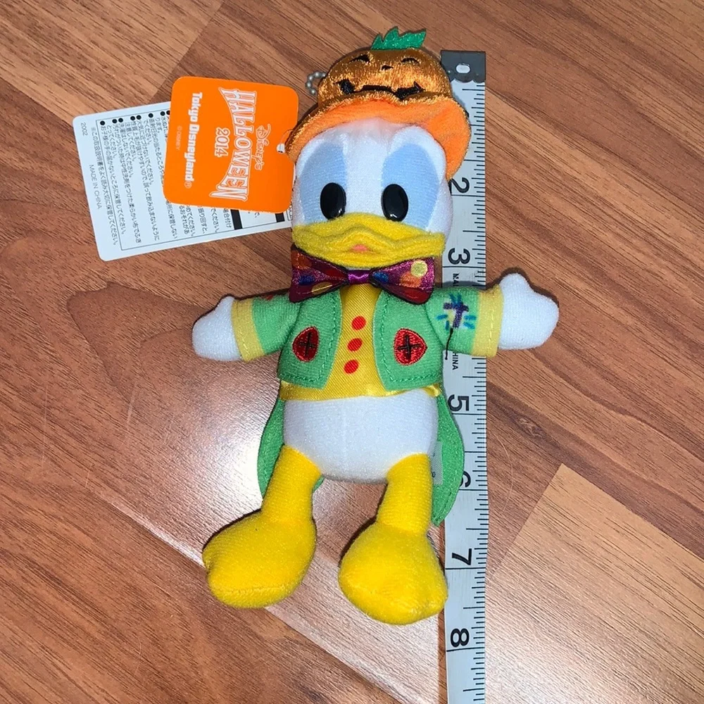 NWT Tokyo Disneyland Daisy Duck Halloween 🎃 2014 Plush